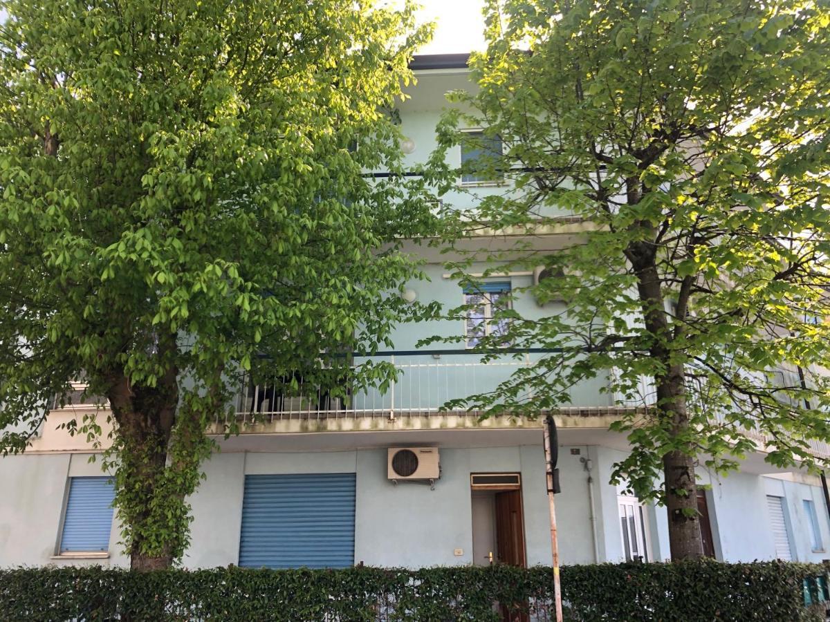 Villa Savoia Градо Экстерьер фото